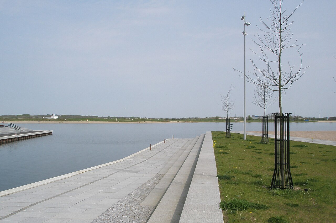 Fuglsang Sø set over vandet