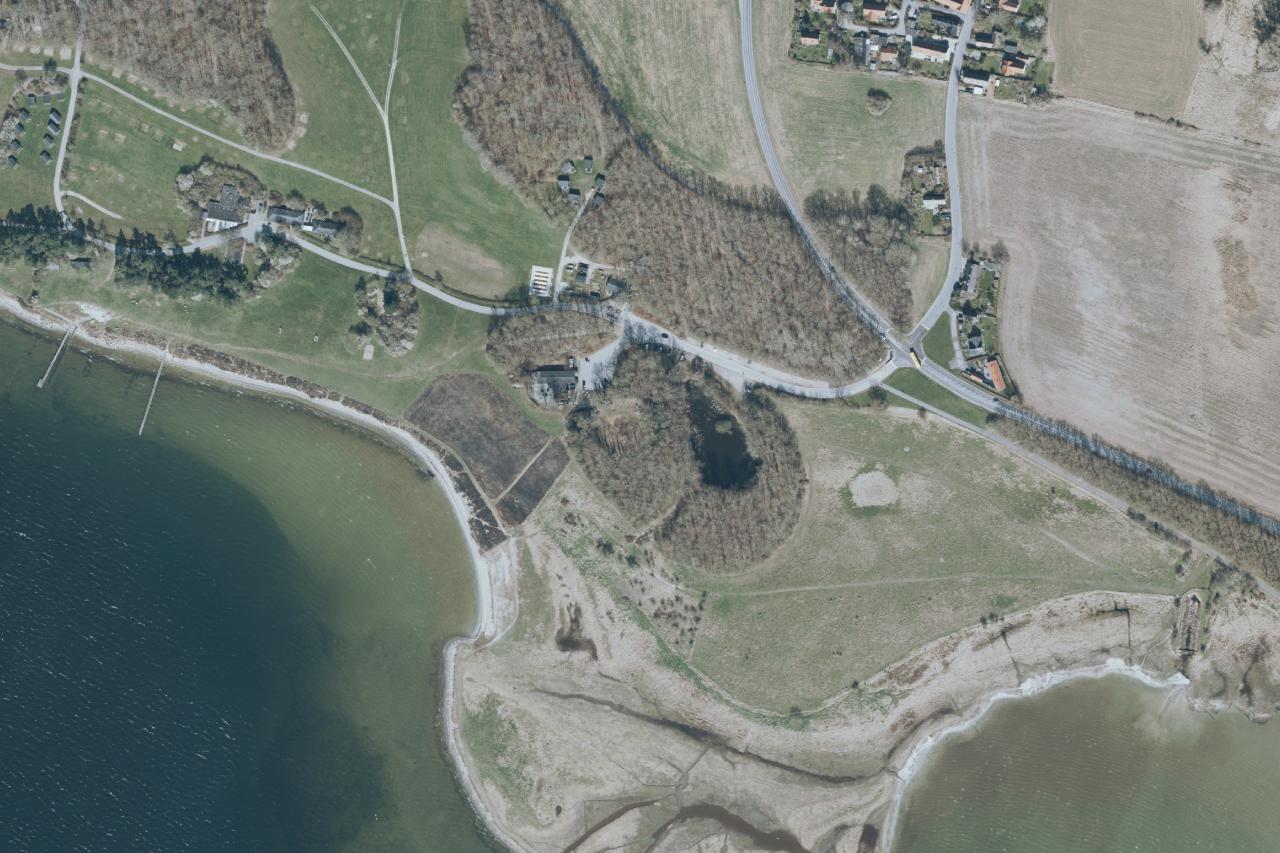 Luftfoto over Vigen Strandpark i Roskilde