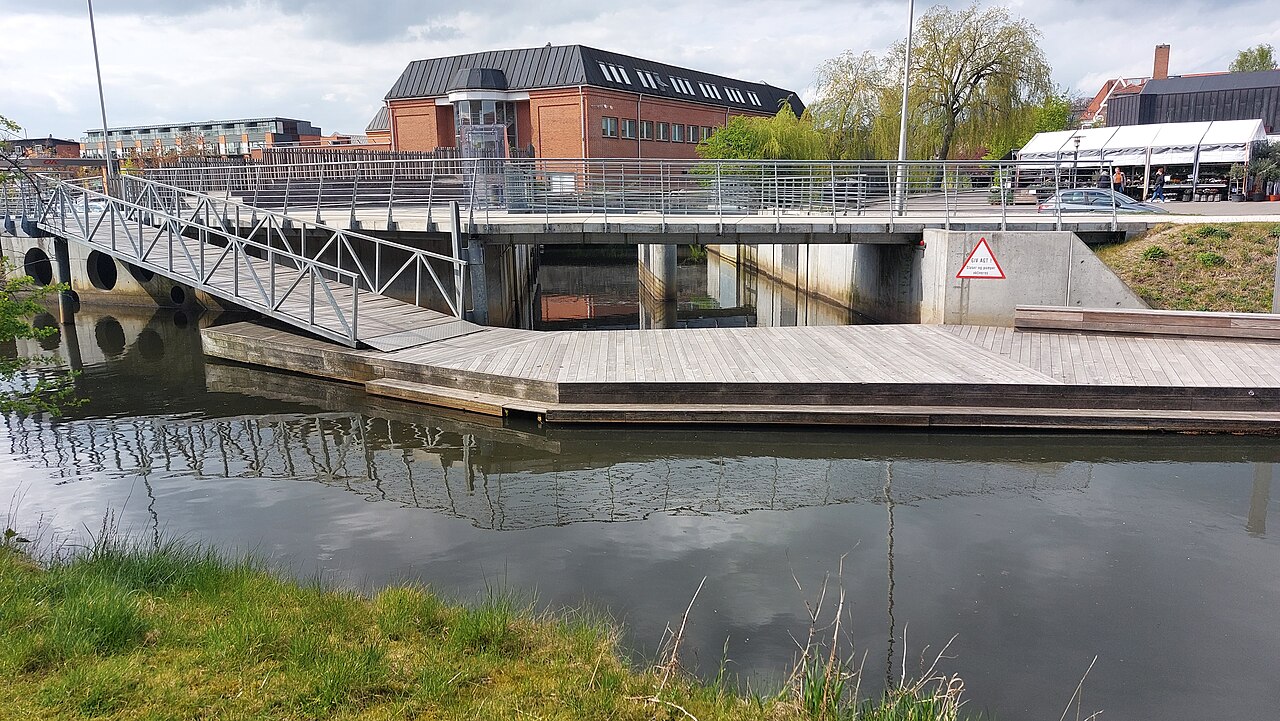 Omløbsåens udløb i Vejle